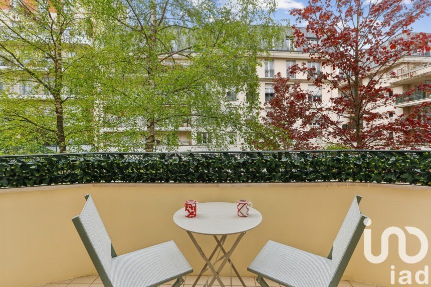 Appartement 3 pièces de 65 m² à Montrouge (92120)