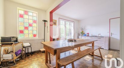 Traditional house 6 rooms of 130 m² in Montfermeil (93370)