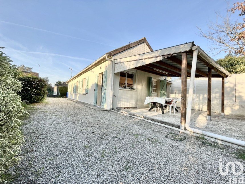 Maison 3 pièces de 58 m² à Gouville-sur-Mer (50560)