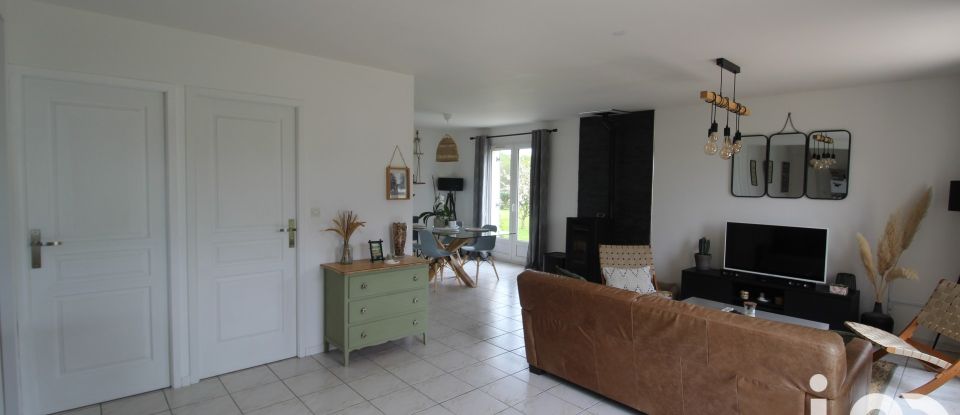 House 4 rooms of 104 m² in Fontaine-le-Bourg (76690)