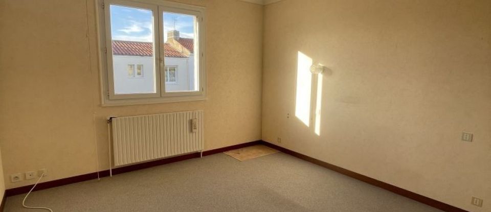 House 5 rooms of 134 m² in - (85180)