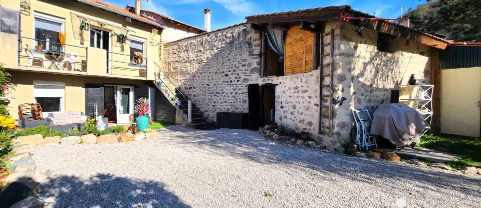 Maison de village 5 pièces de 82 m² à Lavoûte-sur-Loire (43800)