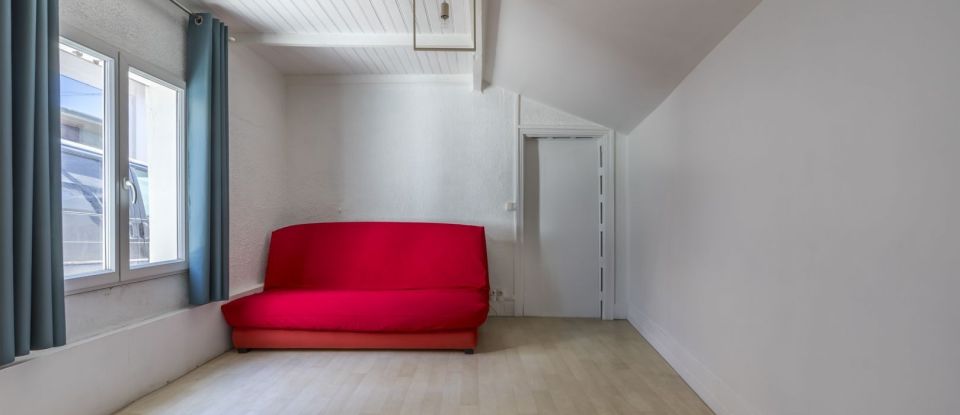 House 5 rooms of 169 m² in Boucau (64340)