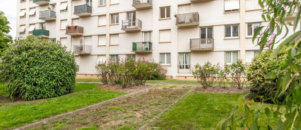 Apartment 4 rooms of 66 m² in Saint-Germain-en-Laye (78100)