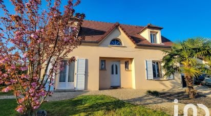 House 8 rooms of 165 m² in Angerville (91670)