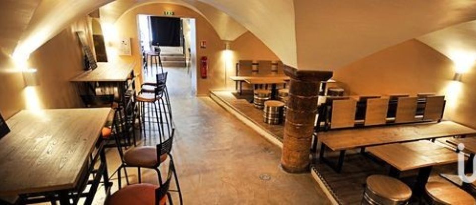 Brasserie-type bar of 179 m² in Lyon (69005)