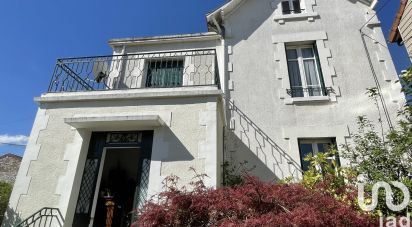Mansion 8 rooms of 190 m² in Limoges (87000)