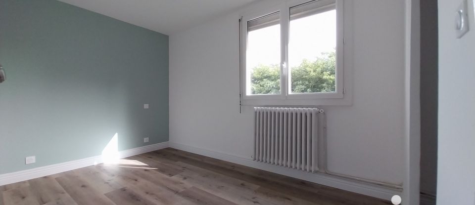 Apartment 4 rooms of 76 m² in Tarbes (65000)