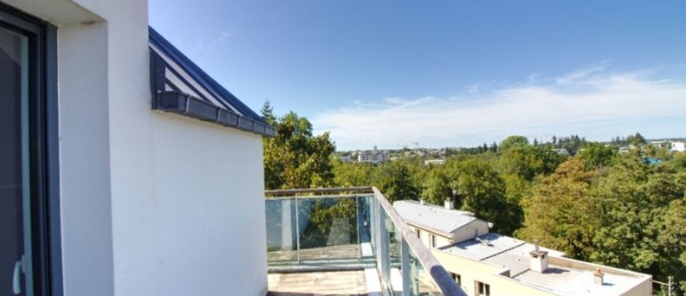 Appartement 5 pièces de 145 m² à Rennes (35700)
