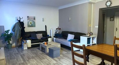 Appartement 3 pièces de 73 m² à Avignon (84000)