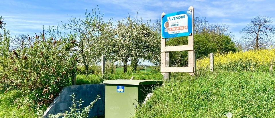 Land of 6,600 m² in Marcilly (50220)