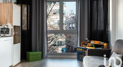Apartment 3 rooms of 55 m² in Paris (75019)