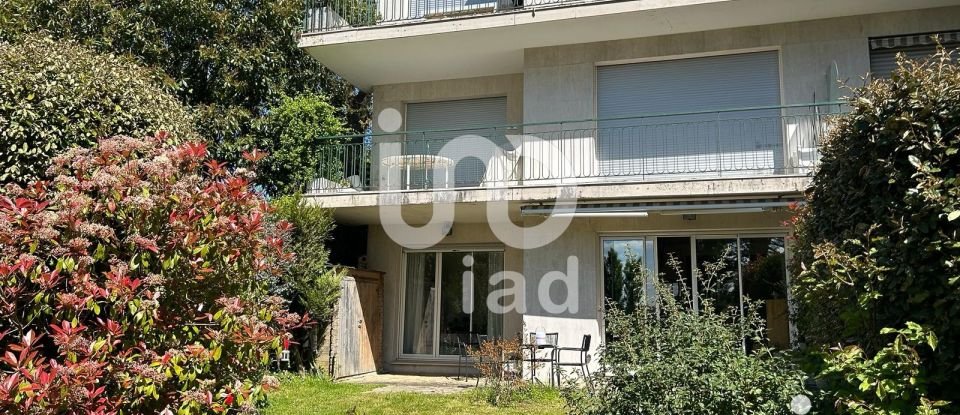 Apartment 3 rooms of 74 m² in Garches (92380)