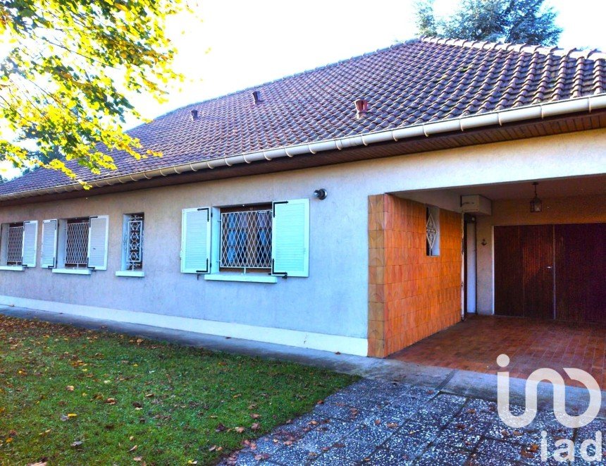 House 5 rooms of 103 m² in Trilport (77470)