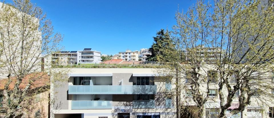 Apartment 2 rooms of 45 m² in Antibes (06160)