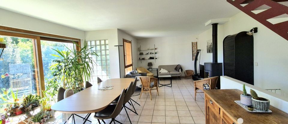 Maison 4 pièces de 106 m² à Créteil (94000)