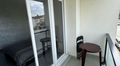 Appartement 3 pièces de 56 m² à Saint-Jean-de-la-Ruelle (45140)
