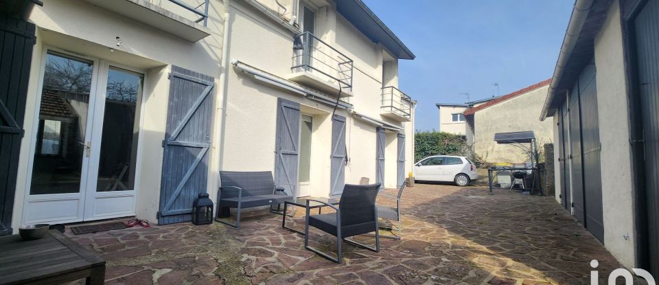 Maison 6 pièces de 153 m² à Moissy-Cramayel (77550)