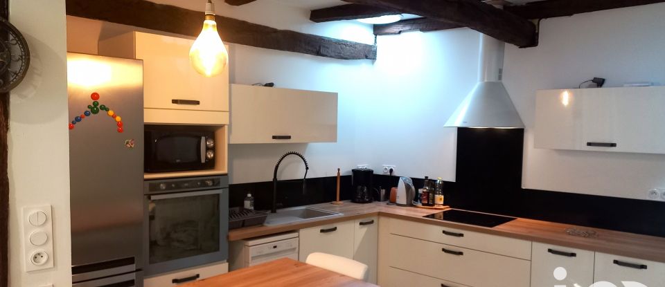Town house 3 rooms of 85 m² in Agen (47000)