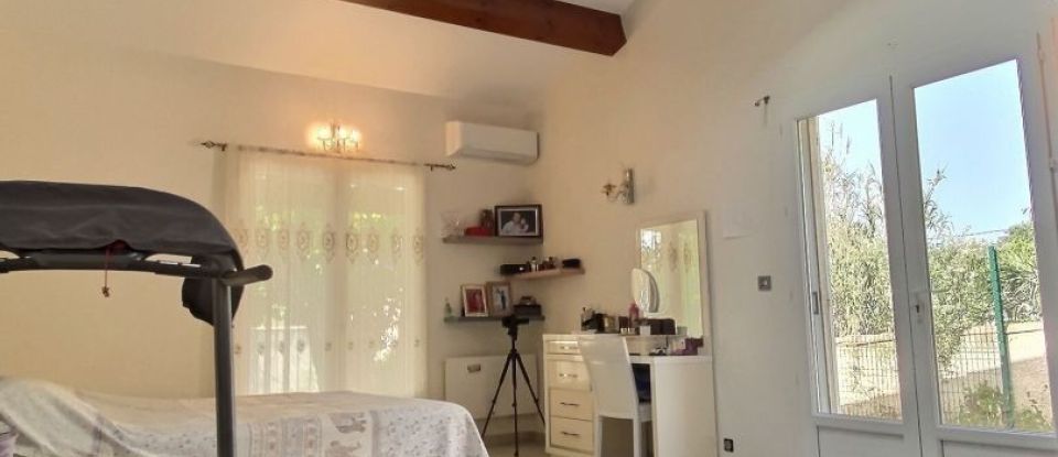 House 6 rooms of 220 m² in Marseille (13014)