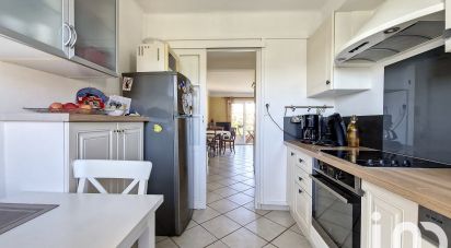 Apartment 3 rooms of 62 m² in Six-Fours-les-Plages (83140)