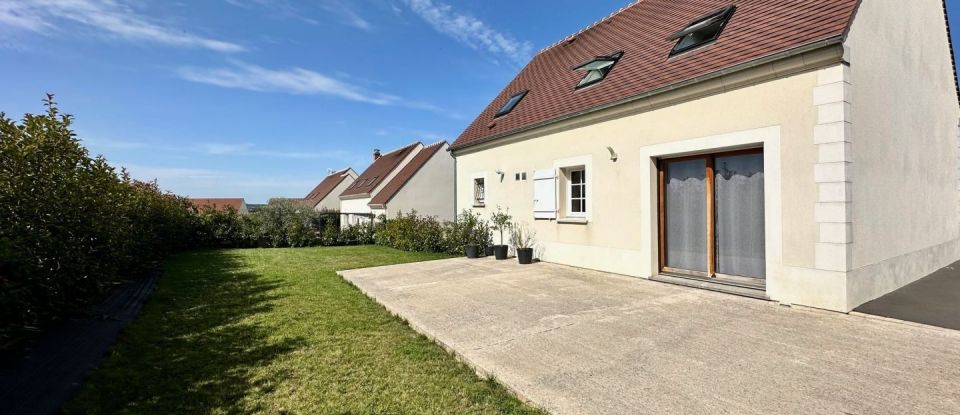 House 4 rooms of 110 m² in Lachelle (60190)