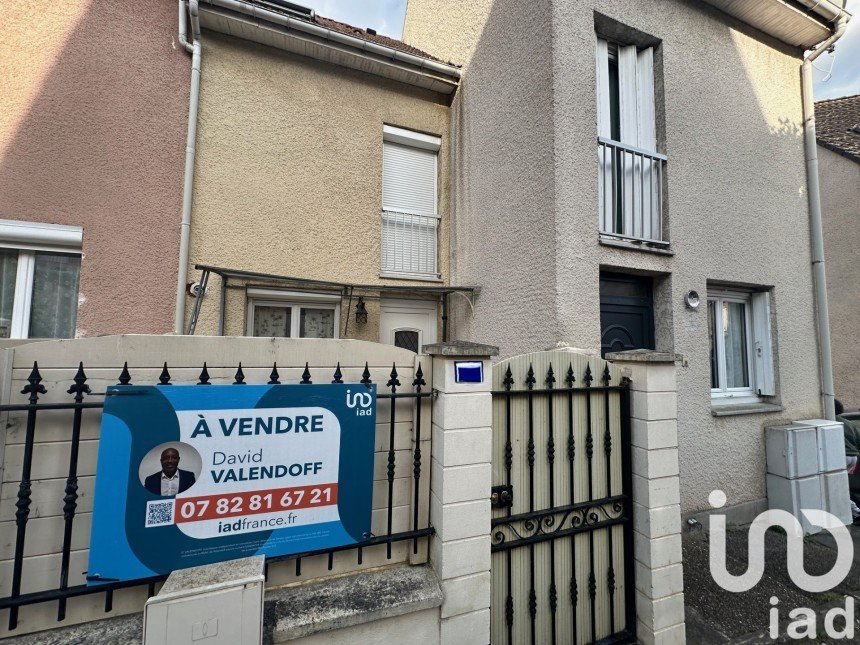 Town house 4 rooms of 75 m² in Mantes-la-Ville (78711)