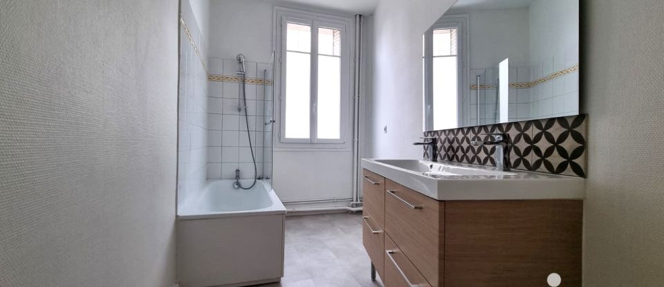 Apartment 4 rooms of 86 m² in Reims (51100)