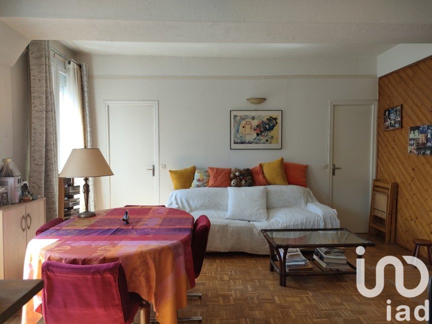 Apartment 2 rooms of 42 m² in Paris (75019)
