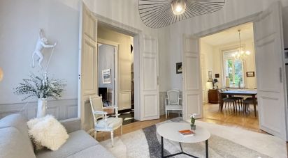 Maison 10 pièces de 282 m² à Douai (59500)