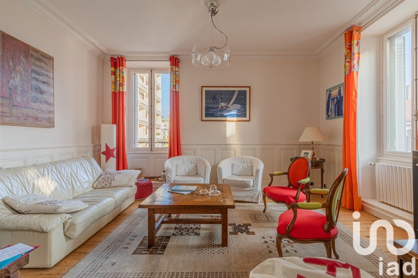 Appartement 8 pièces de 180 m² à Annecy (74000)