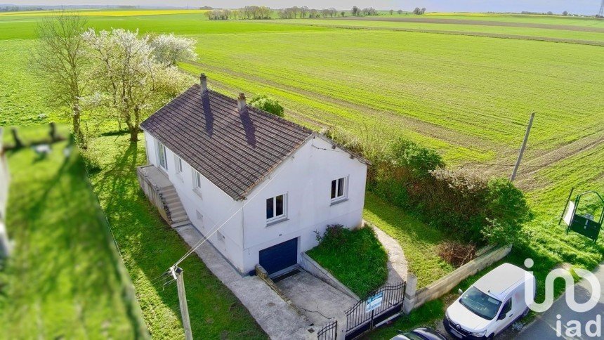 Maison de village 5 pièces de 87 m² à Le Mesnil-Théribus (60240)