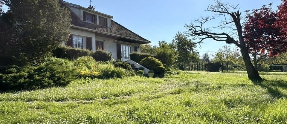 House 6 rooms of 123 m² in Misy-sur-Yonne (77130)