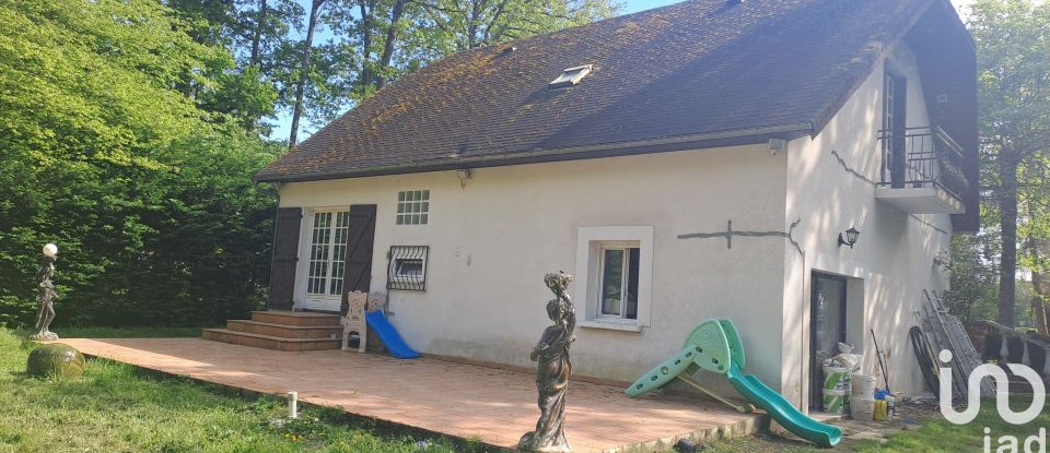 Traditional house 6 rooms of 165 m² in Ervauville (45320)