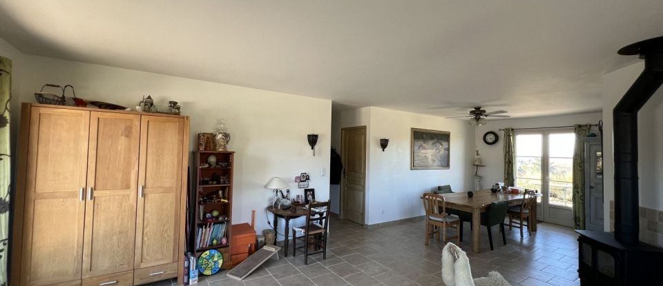 House 6 rooms of 190 m² in Lanquais (24150)