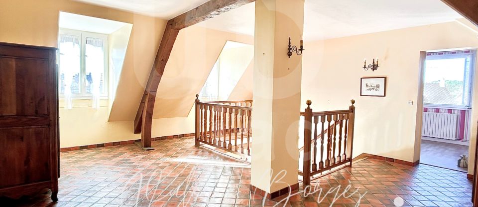 Maison traditionnelle 8 pièces de 164 m² à Rozay-en-Brie (77540)