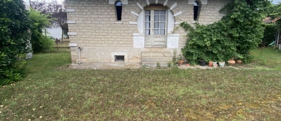 House 7 rooms of 170 m² in Roquefort (40120)