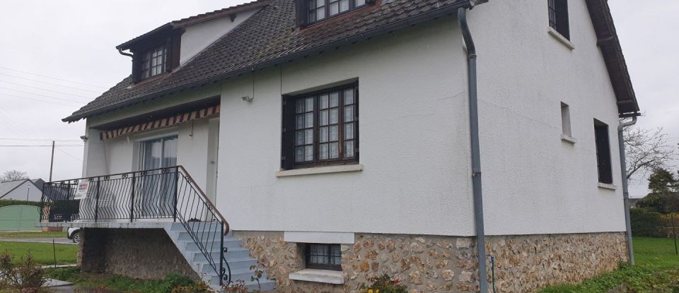 House 5 rooms of 120 m² in Menneval (27300)