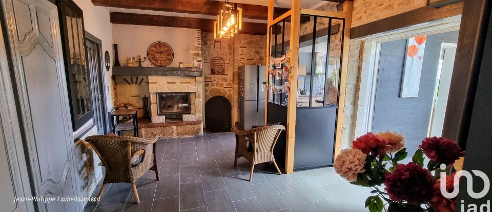 Traditional house 7 rooms of 216 m² in Saint-Pierre-de-Clairac (47270)