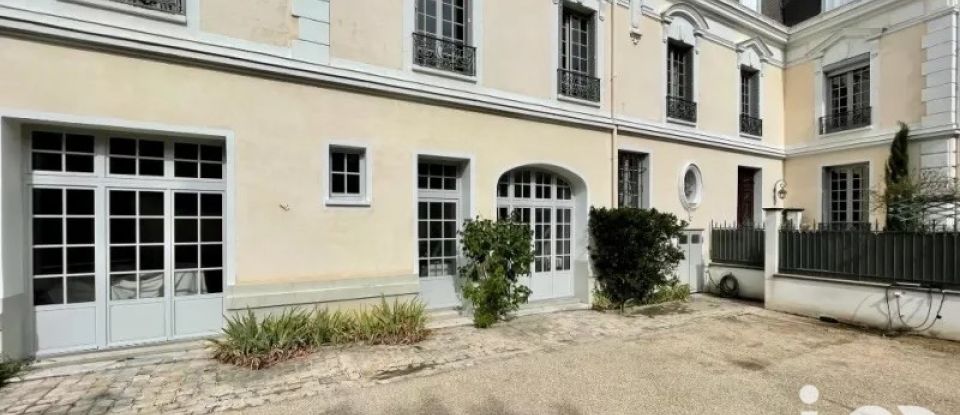 Apartment 4 rooms of 84 m² in Fontainebleau (77300)
