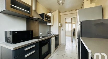 Appartement 2 pièces de 56 m² à Reims (51100)