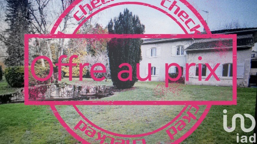 House 7 rooms of 205 m² in Montbron (16220)