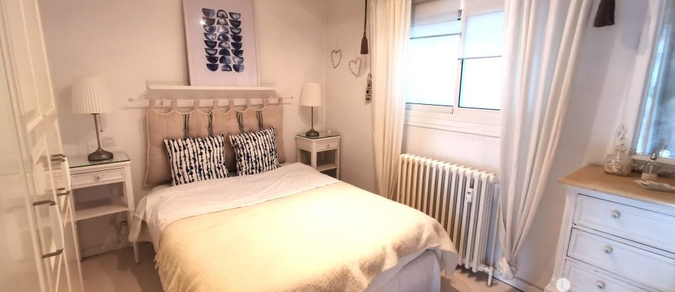 Appartement 3 pièces de 84 m² à Bagnères-de-Luchon (31110)