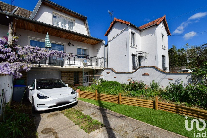 House 5 rooms of 136 m² in Montfermeil (93370)
