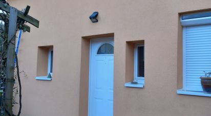 Pavilion 7 rooms of 120 m² in Montchanin (71210)
