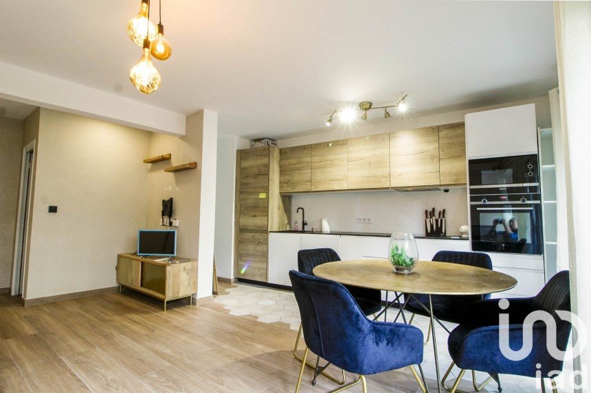 Appartement 2 pièces de 47 m² à Le Cannet (06110)
