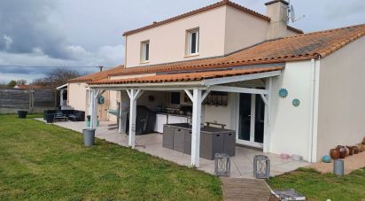 House 6 rooms of 145 m² in Corsept (44560)