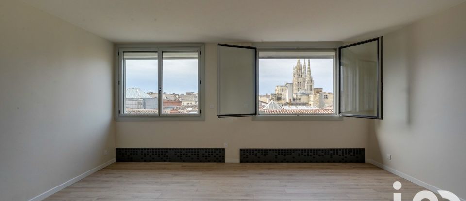 Apartment 4 rooms of 121 m² in Bordeaux (33000)