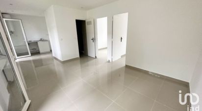 Appartement 3 pièces de 39 m² à - (13830)