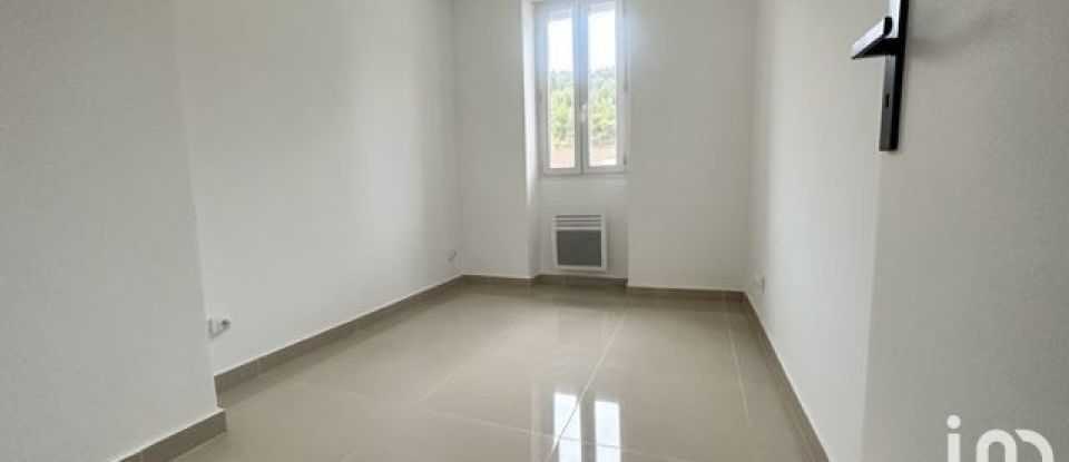Apartment 3 rooms of 39 m² in - (13830)